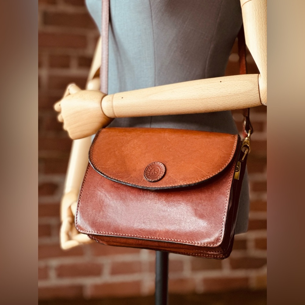 1990s Henry Saxel Leather Crossbody Bag | French Vintage